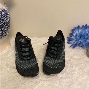 Nike Zoom Pegasus Black and Teal Athletic Sneakers Sz 7m.